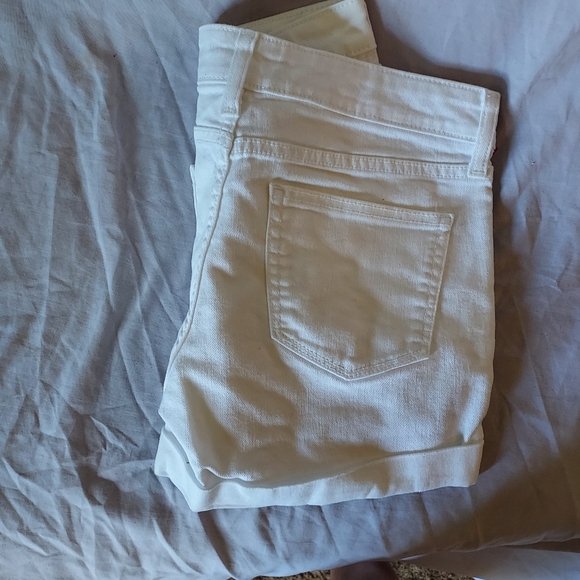 Shorts - Picture 2 of 3